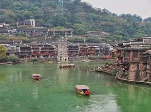 凤凰古城