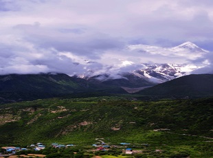 雅鲁藏布大峡谷