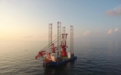 2500吨海上风电安装平台正式交付