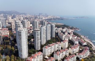 青岛崂山湾荣登首批省级美丽海湾榜首