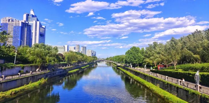 北京市污染防治攻坚时间过半任务过半 上半年PM₂.₅平均浓度28.5微克/立方米
