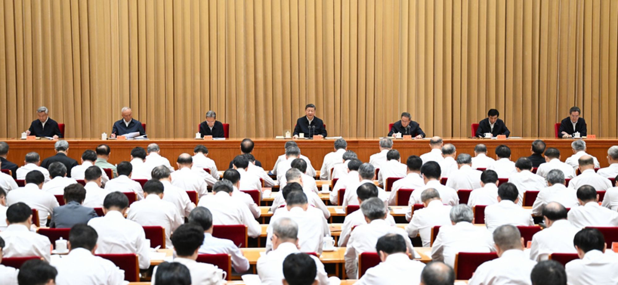 中央城市工作会议在北京举行 习近平发表重要讲话