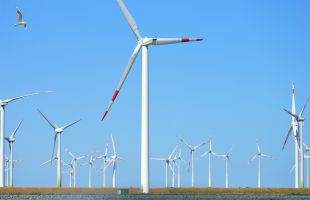 中国风电上半年新签订单80GW，机构预计全年营收将创新高