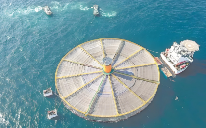 大型养殖工船到深海“牧渔”    