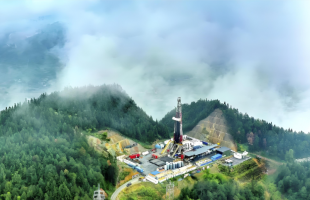 涪陵页岩气田累计产气超800亿立方米  