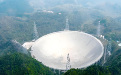 坚定信心，续写中国奇迹新篇章