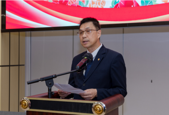 1762334513461926.png 郑理事长.png