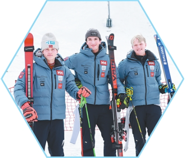 1767078743736411.png 挪威运动员在河1.png