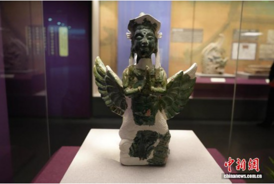 1776335932816071.png 4月15日,“贺兰山下桃花石.png