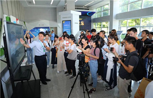 全国20余家媒体走进深能环保电厂探寻环保基因