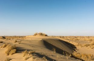 新研究揭示西北地区沙漠干旱周期及机制