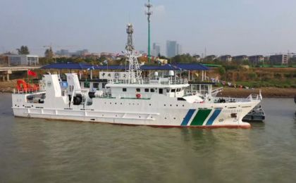 江苏首艘近海生态环境监测执法船入列，实现对近岸海域常态化监管