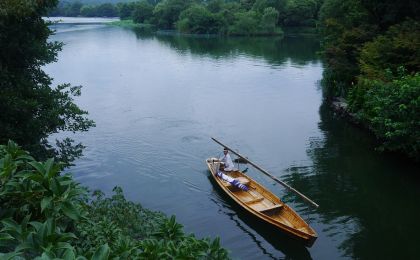 烟雨西湖醉江南