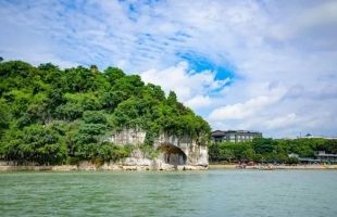 统筹推动“31条”政策落地 绘就桂林世界级旅游城市壮美画卷