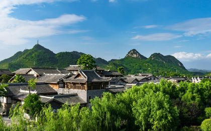 把乡村全面振兴的美好蓝图变为现实