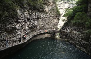首批中国生态旅游十大示范景区之太行大峡谷