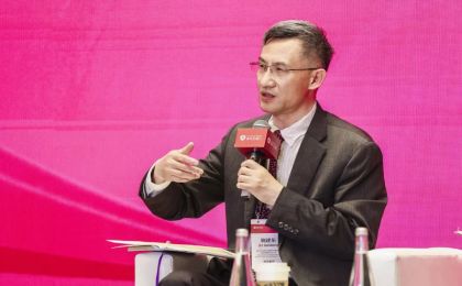 2025清华五道口全球金融论坛主题讨论：绿色发展的机遇与挑战