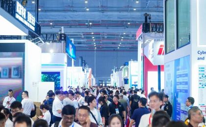 SNEC 2025开幕：直面产业重构 为光伏跨界应用打通壁垒