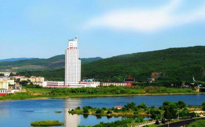 吉林延边州：守护“绿色文物” 实现挂牌保护全覆盖
