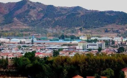 “环保课堂点亮生态梦”公益活动在河北隆化举办