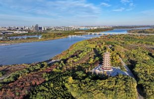 “两山”理念改变中国引领时代