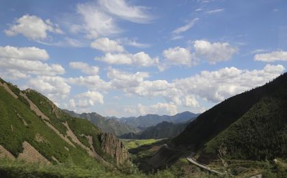 “文博游”、草原游、红色旅游等持续升温 暑期文旅消费市场“热”力十足