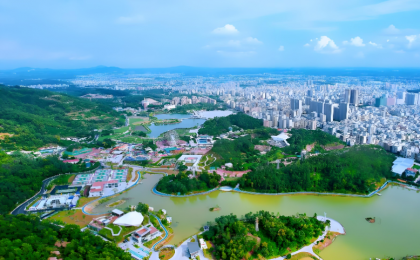 深入推进以人为本的新型城镇化    