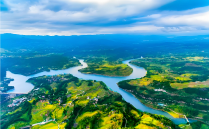 以美丽中国建设全面推进人与自然和谐共生的现代化    