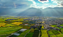 浪漫！四月的云南大理，连彩虹都是“圆满”的  