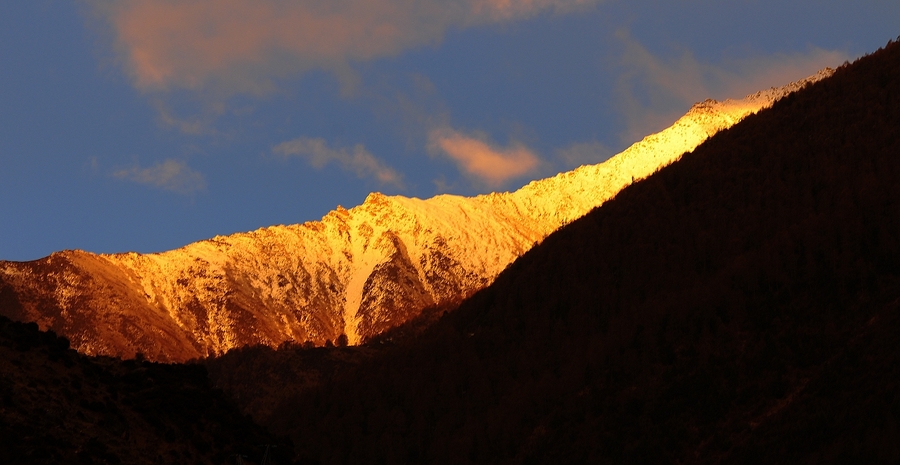 夹金山.jpg
